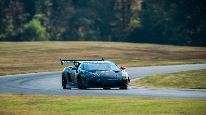 Illustration for article titled Lamborghini's Sinister Gallardo Super Trofeo Is Terrifyingly Amazing